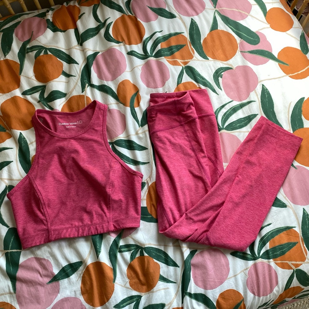 Outdoor Voices 3/4 Warmup Leggings and Athena Crop Set